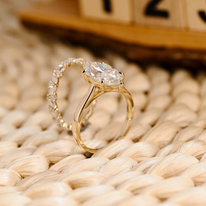 Marquise Cut Cluster Styled Lab Grown Diamond Bridal Ring Set