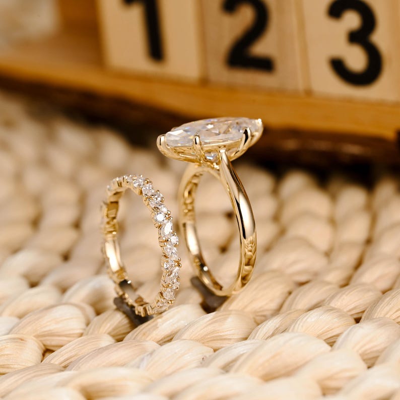 Marquise Cut Cluster Styled Lab Grown Diamond Bridal Ring Set