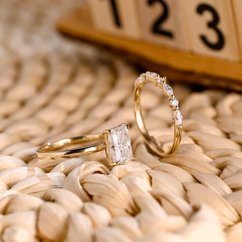Marquise Cut Cluster Styled Lab Grown Diamond Bridal Ring Set
