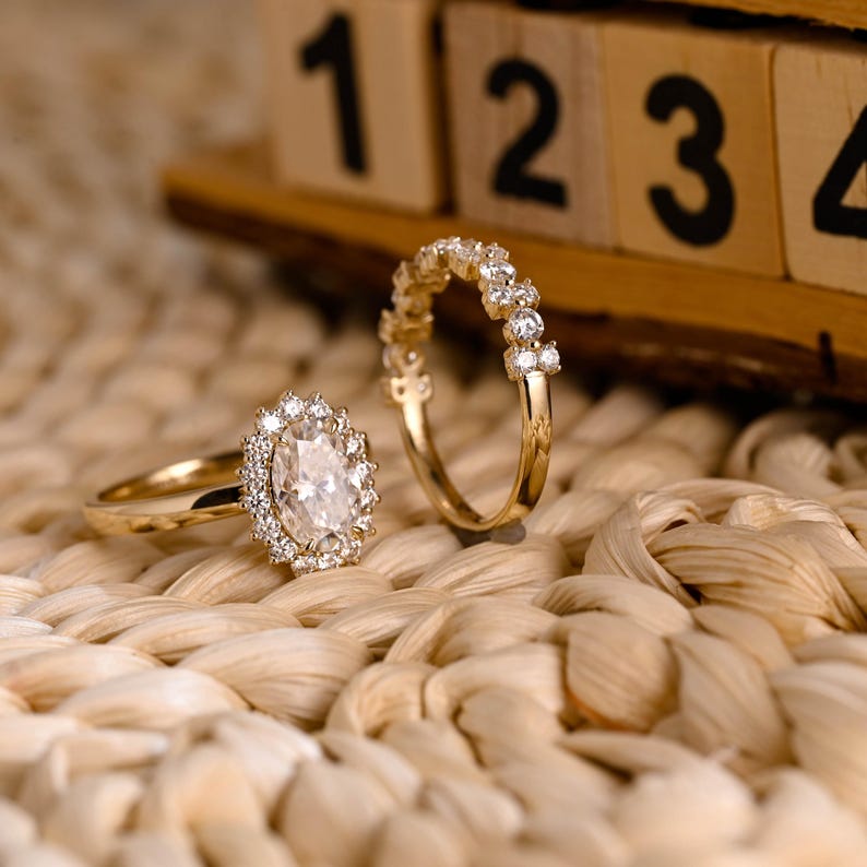 Marquise Cut Cluster Styled Lab Grown Diamond Bridal Ring Set