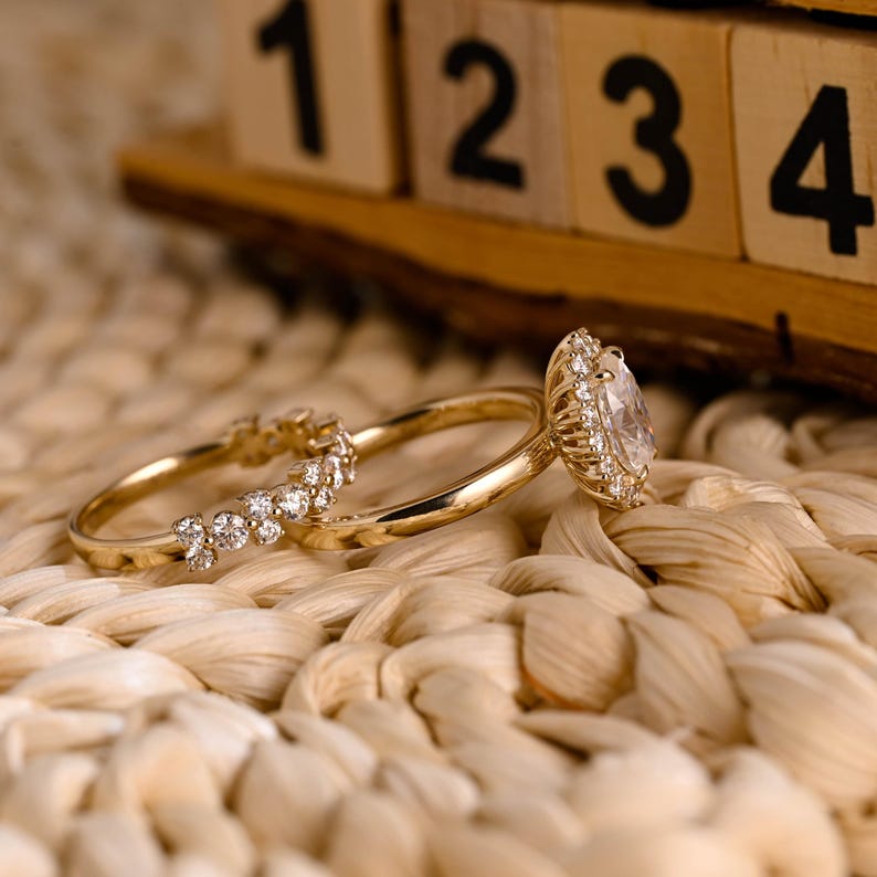 Marquise Cut Cluster Styled Lab Grown Diamond Bridal Ring Set