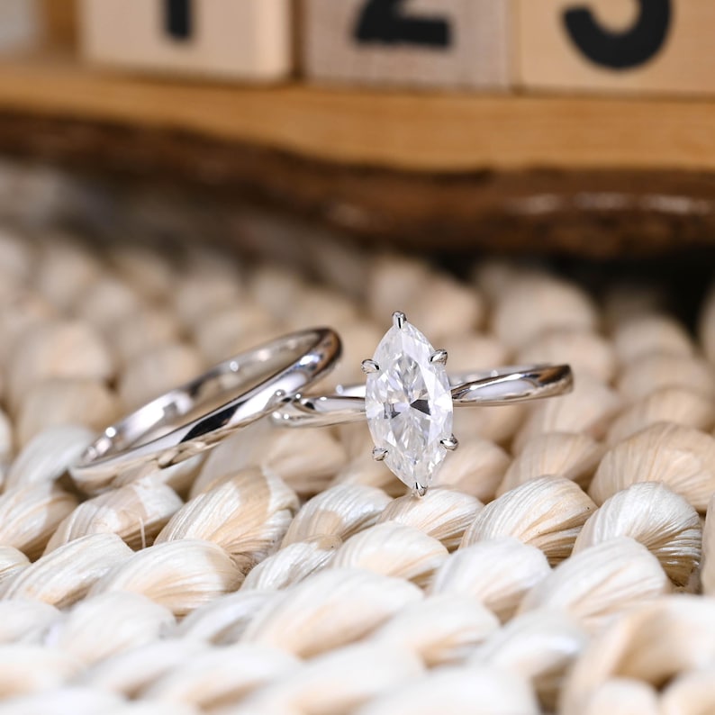 Marquise Cut Cluster Styled Lab Grown Diamond Bridal Ring Set