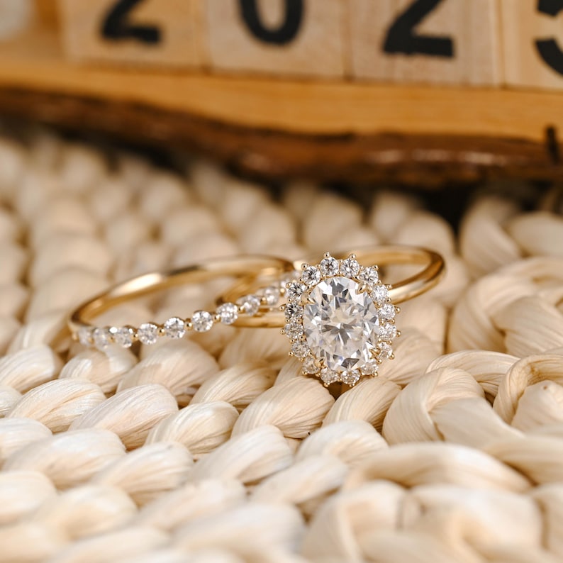 Marquise Cut Cluster Styled Lab Grown Diamond Bridal Ring Set