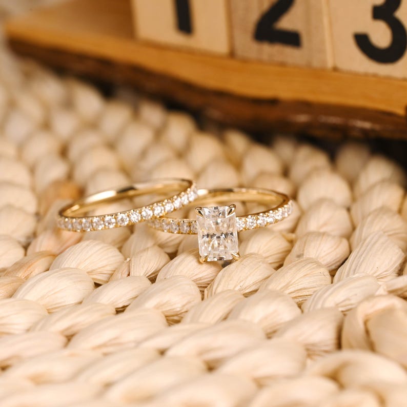 Marquise Cut Cluster Styled Lab Grown Diamond Bridal Ring Set