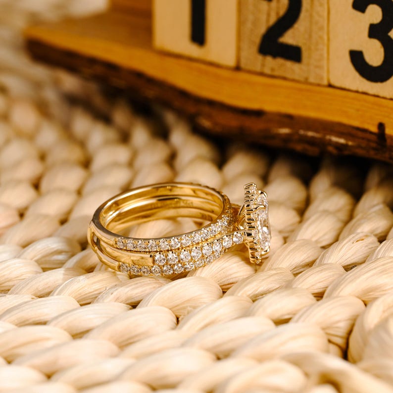 Marquise Cut Cluster Styled Lab Grown Diamond Bridal Ring Set