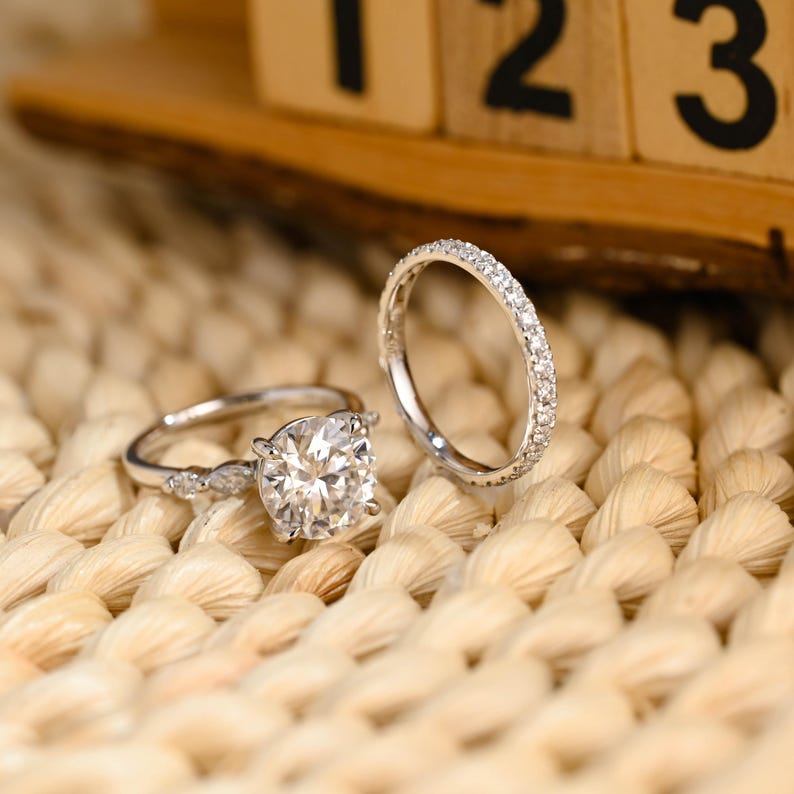 Marquise Cut Cluster Styled Lab Grown Diamond Bridal Ring Set