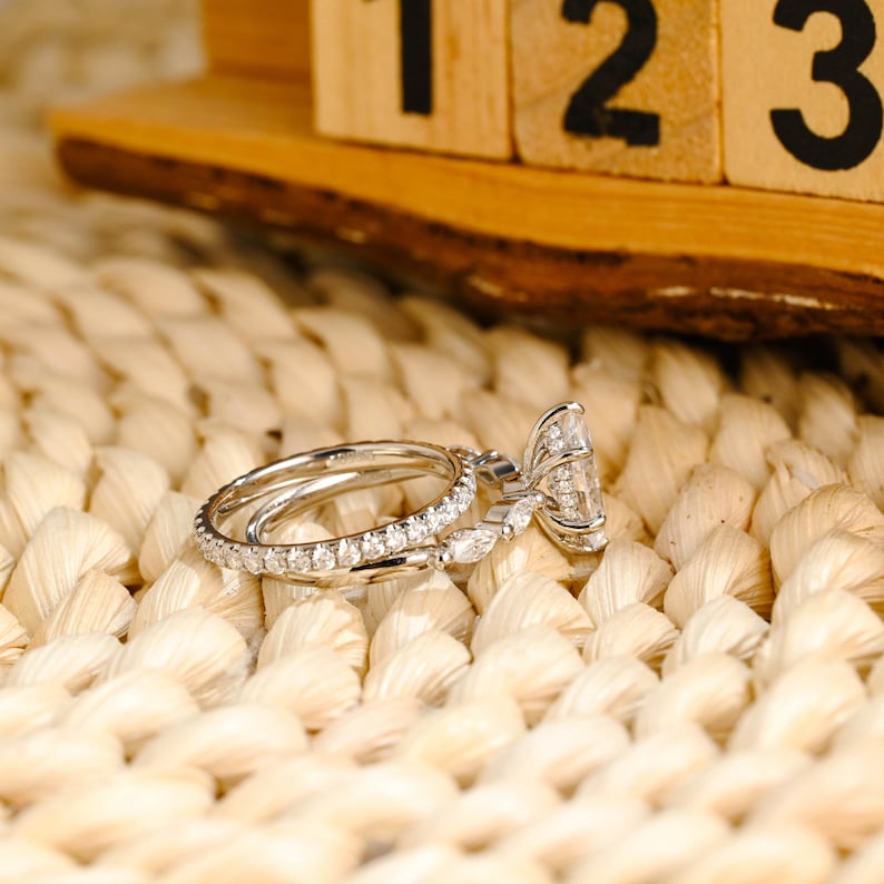 Marquise Cut Cluster Styled Lab Grown Diamond Bridal Ring Set