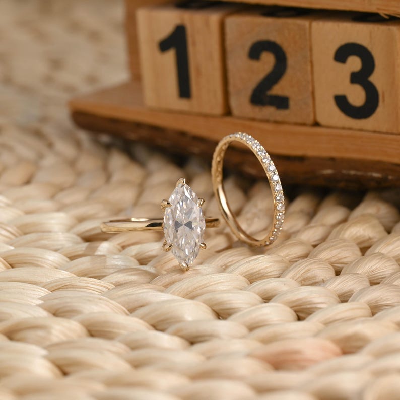 Marquise Cut Cluster Styled Lab Grown Diamond Bridal Ring Set