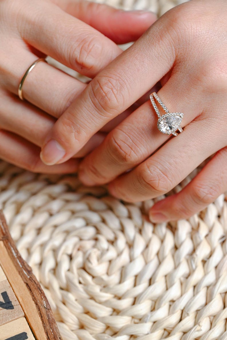Marquise Cut Cluster Styled Lab Grown Diamond Bridal Ring Set