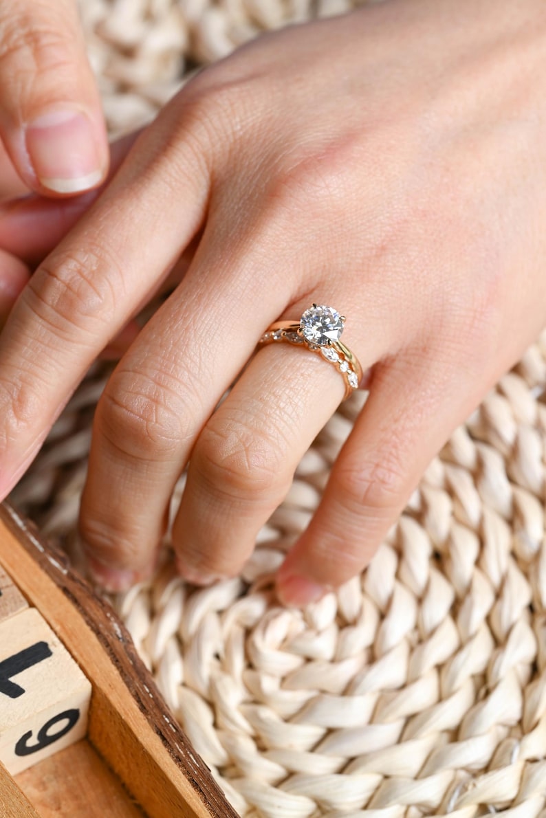 Marquise Cut Cluster Styled Lab Grown Diamond Bridal Ring Set