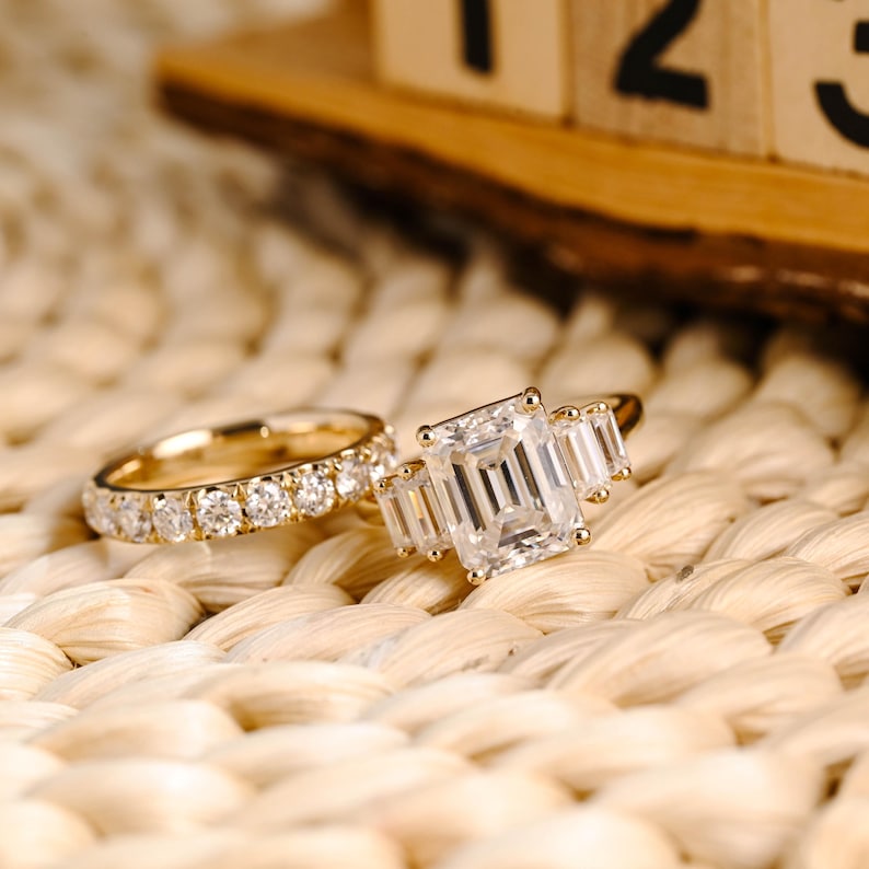 Marquise Cut Cluster Styled Lab Grown Diamond Bridal Ring Set