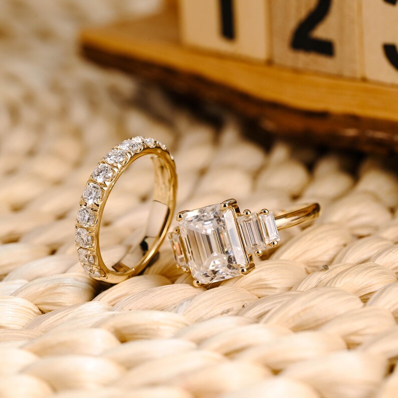 Marquise Cut Cluster Styled Lab Grown Diamond Bridal Ring Set