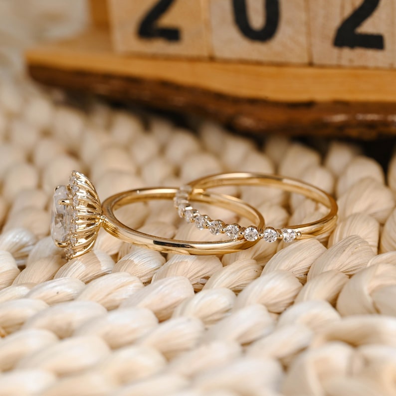 Marquise Cut Cluster Styled Lab Grown Diamond Bridal Ring Set