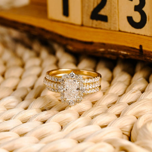 Marquise Cut Cluster Styled Lab Grown Diamond Bridal Ring Set