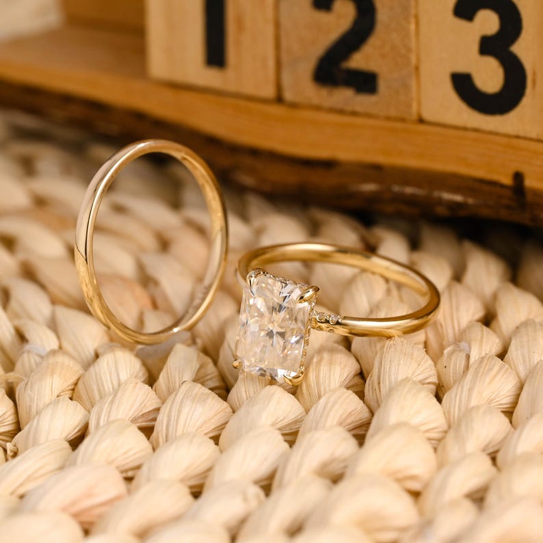 Marquise Cut Cluster Styled Lab Grown Diamond Bridal Ring Set