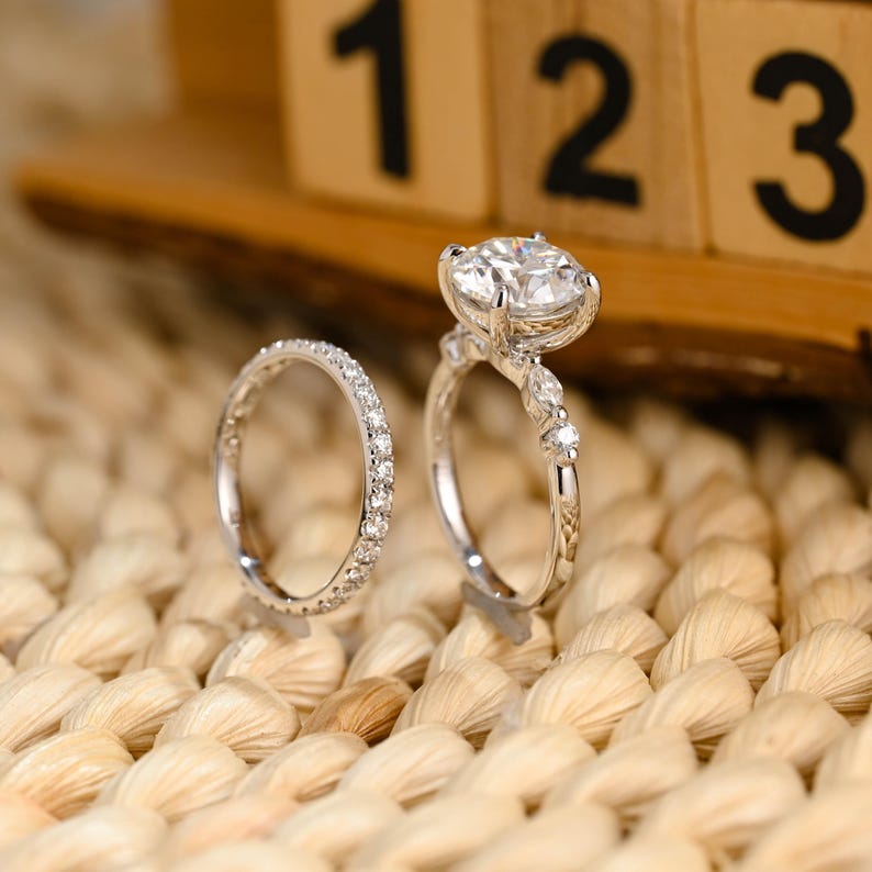 Marquise Cut Cluster Styled Lab Grown Diamond Bridal Ring Set