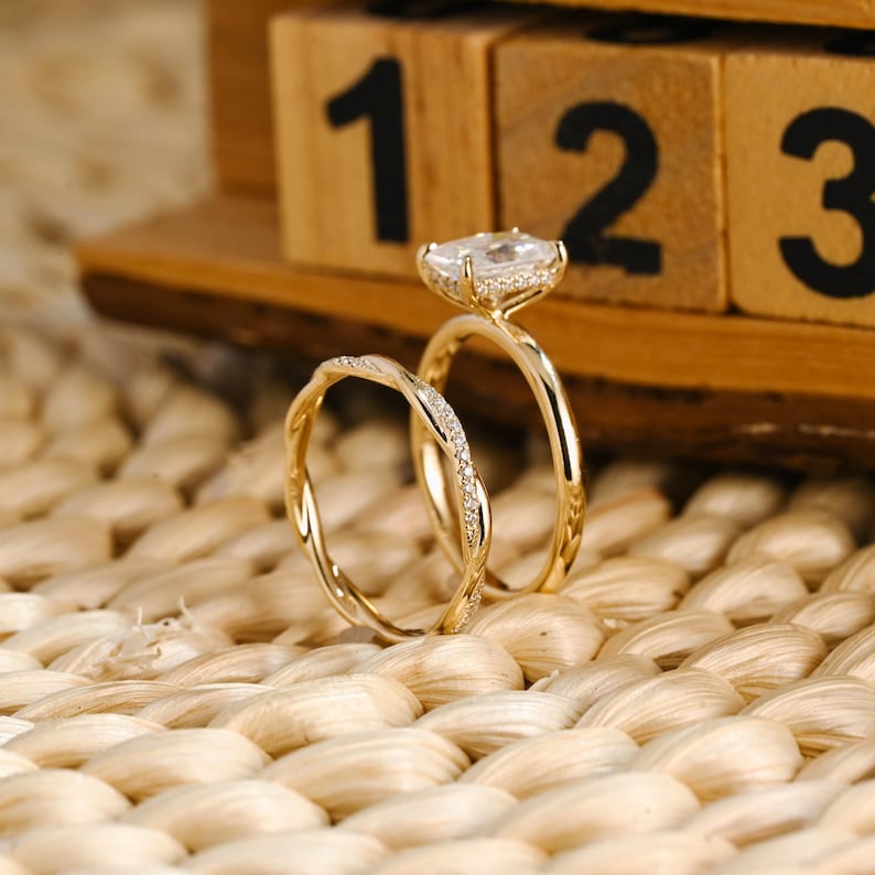 Marquise Cut Cluster Styled Lab Grown Diamond Bridal Ring Set