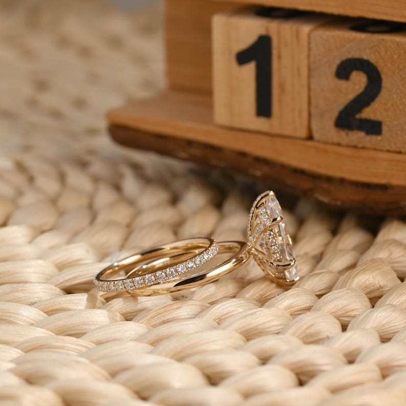 Marquise Cut Cluster Styled Lab Grown Diamond Bridal Ring Set