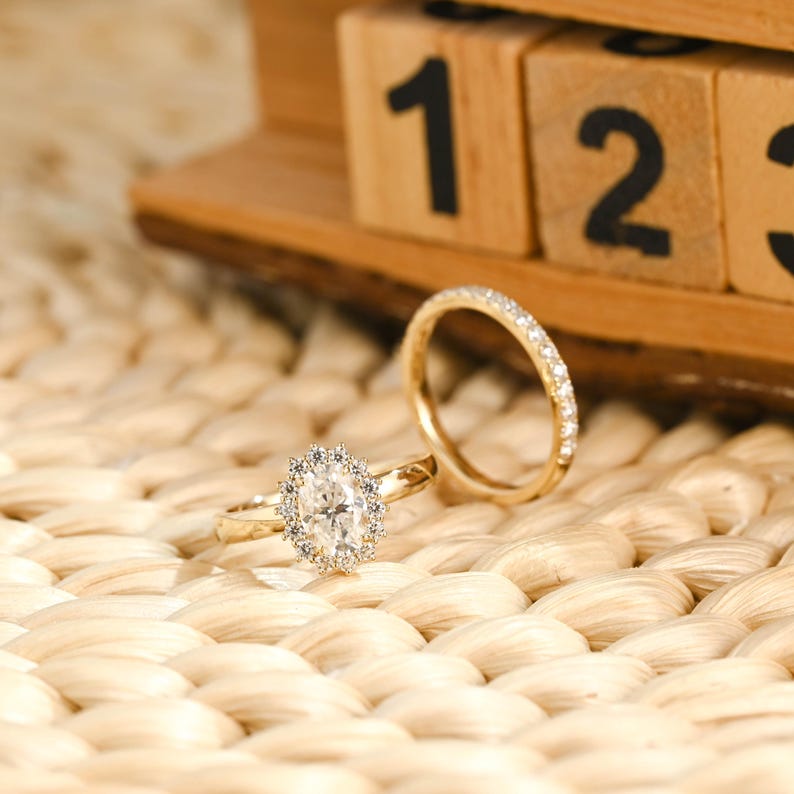 Marquise Cut Cluster Styled Lab Grown Diamond Bridal Ring Set