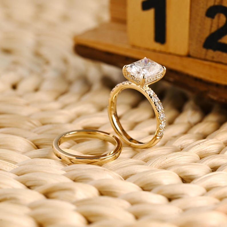 Marquise Cut Cluster Styled Lab Grown Diamond Bridal Ring Set