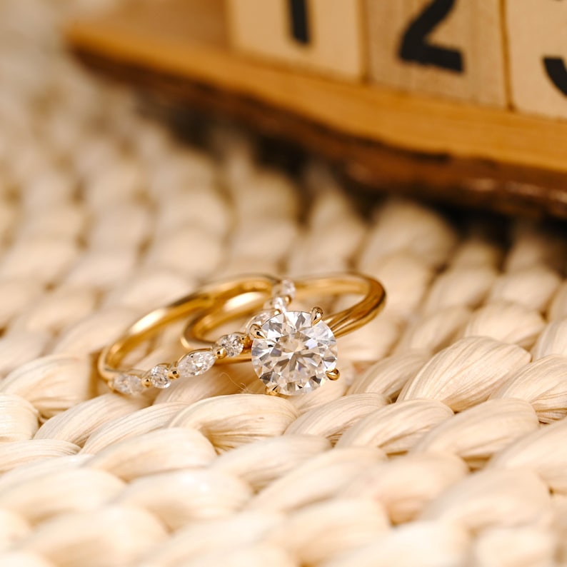 Marquise Cut Cluster Styled Lab Grown Diamond Bridal Ring Set