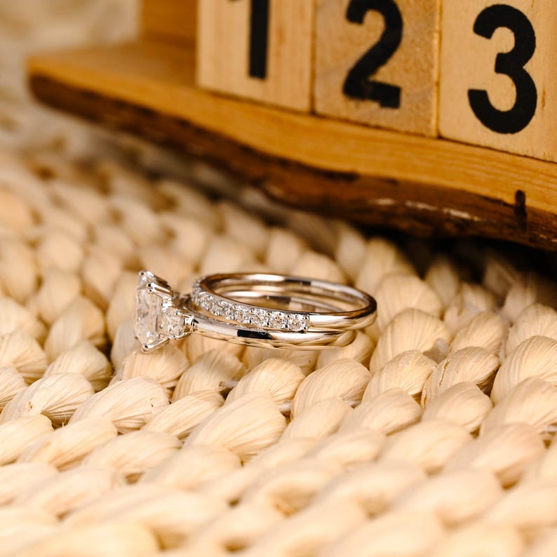 Marquise Cut Cluster Styled Lab Grown Diamond Bridal Ring Set