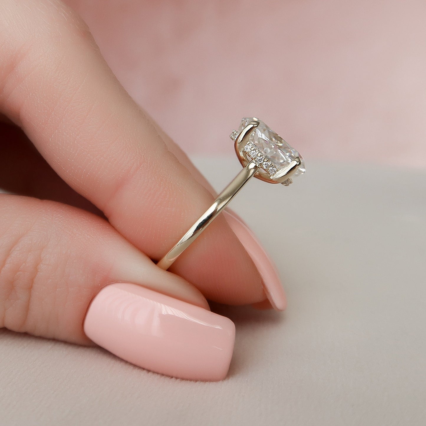 3.0 CT Oval Cut Solitaire Style Moissanite Engagement Ring 4