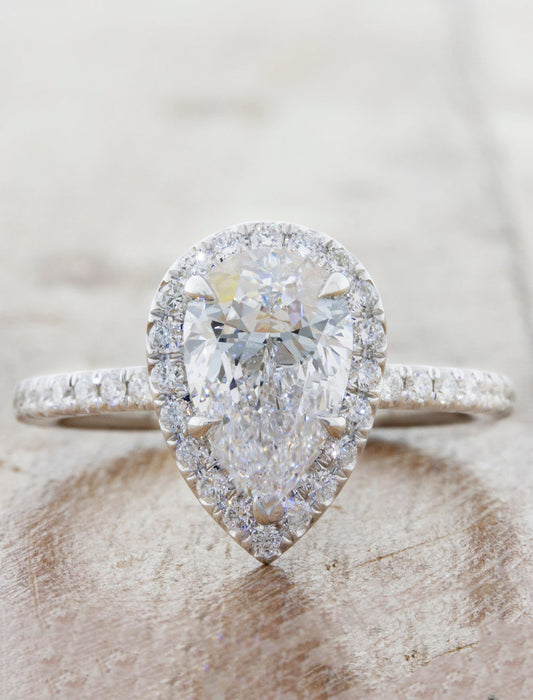 2 CT Round Three Stones Lab Grown Diamond Engagement Ring
