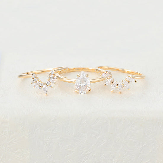 1.50 CT Pear Moissanite Solitaire Bridal Ring Set 6