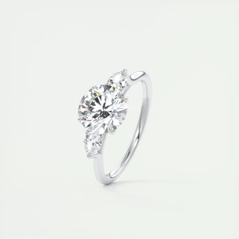 2.0 CT Round Cut Three Stone Moissanite Engagement Ring 5