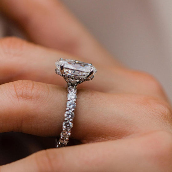 5.10 CT Oval Cut Solitaire Moissanite Engagement Ring 4