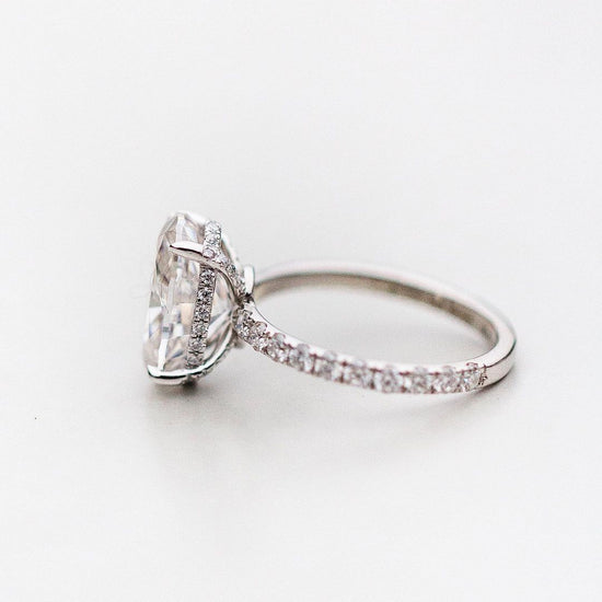 5.0 CT Oval Cut Solitaire Moissanite Engagement Ring 3