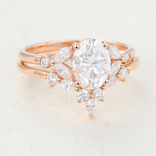 1.33 CT Oval Moissanite Cluster Bridal Ring Set 4