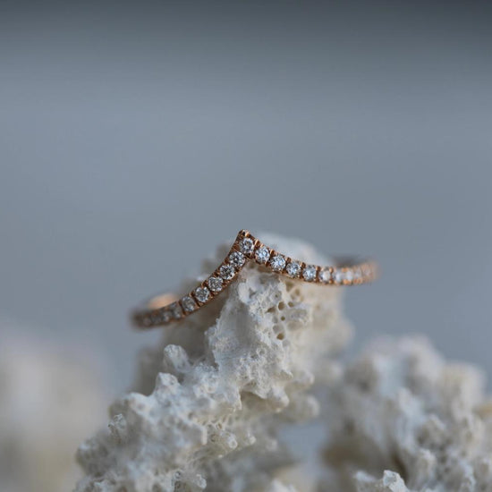 0.225 CT Round Curved CVD EF/VS Diamond Wedding Band 7