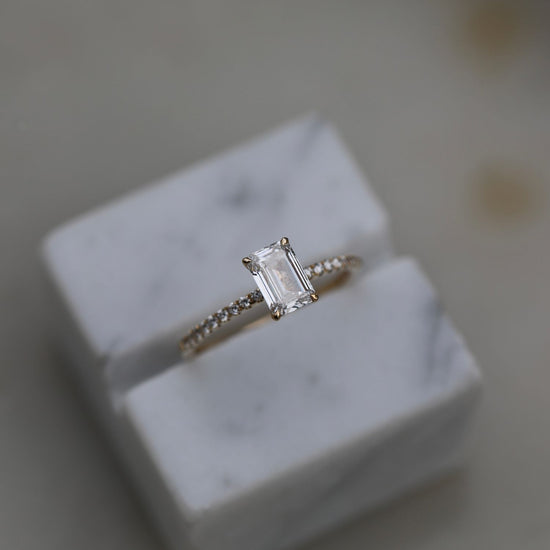 0.90 CT Emerald Solitaire CVD F/VVS2 Diamond Engagement Ring 5