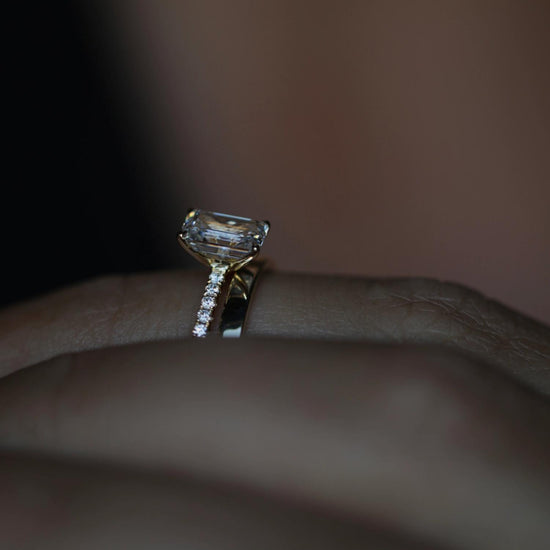 0.90 CT Emerald Solitaire CVD F/VVS2 Diamond Engagement Ring 4