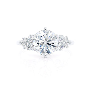 1.0 CT Round Shaped Moissanite Cluster Style Engagement Ring 2