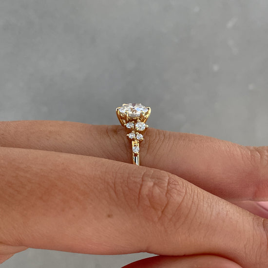 1.61 CT Round Cluster CVD G/VS1 Diamond Engagement Ring 19