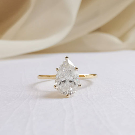 1.36 CT Pear Shaped Moissanite Solitaire Engagement Ring 2