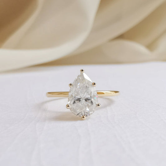 1.36 CT Pear Shaped Moissanite Solitaire Engagement Ring 2