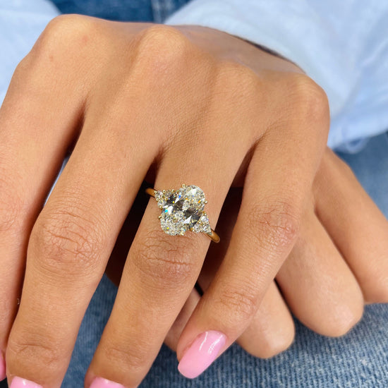 2.42 CT Oval Three Stone CVD G/VS Diamond Engagement Ring 9