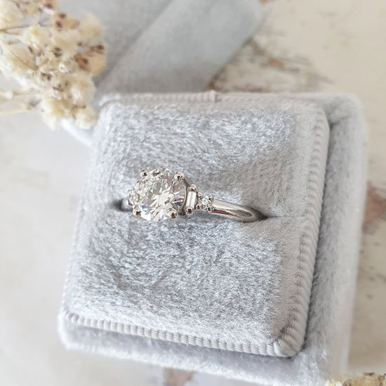 1.0 CT Round Five Stones CVD E/VS1 Diamond Engagement Ring 3