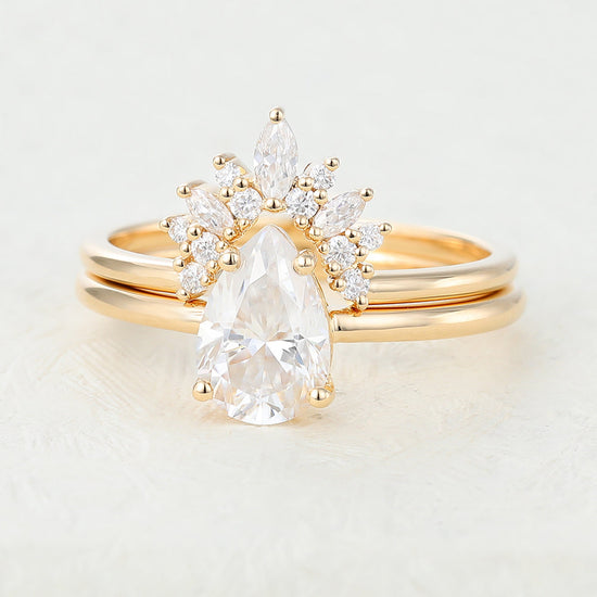 1.33 CT Pear Moissanite Solitaire Bridal Ring Set 5