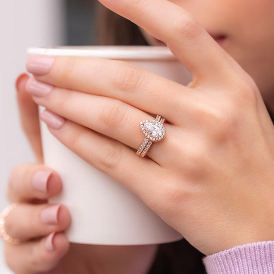 1.33 CT Pear Cut Halo Moissanite Engagement Ring 11