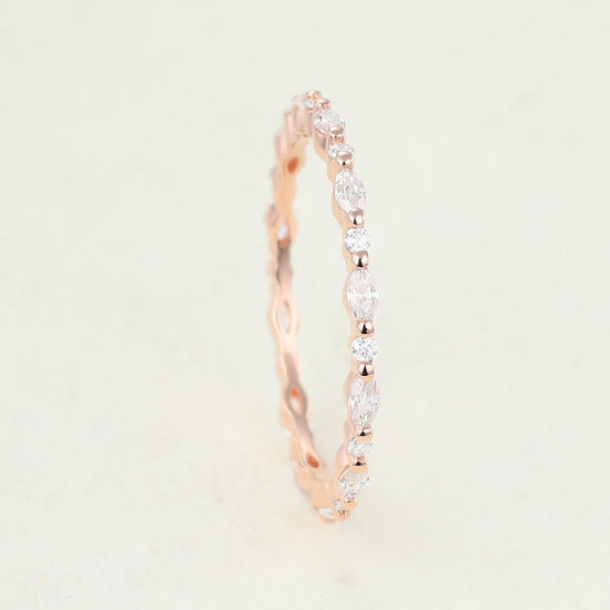 0.60 CT Marquise & Round Shaped Moissanite Alternative Stone Wedding Band 4