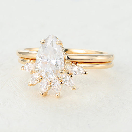 1.50 CT Pear Moissanite Solitaire Bridal Ring Set 5