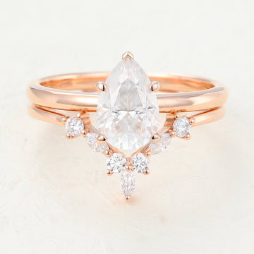 1.50 CT Pear Moissanite Solitaire Bridal Ring Set 1
