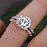 0.75 CT Round Vintage Style Moissanite Bridal Ring Set 2