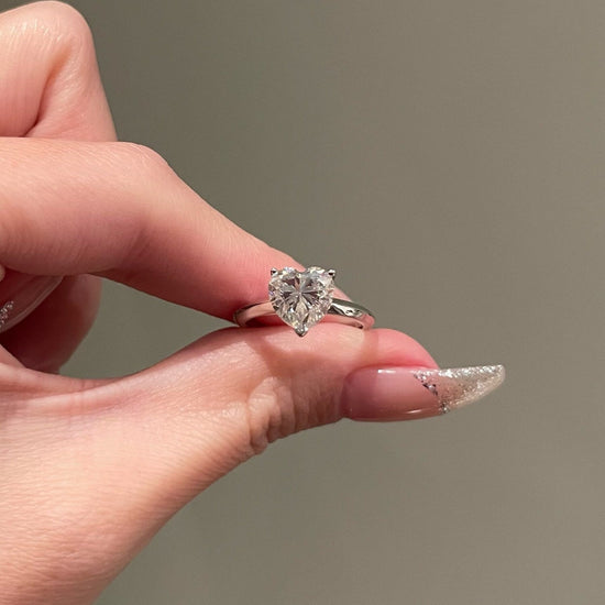 2.0 CT Heart Shaped Moissanite Solitaire Engagement Ring 1