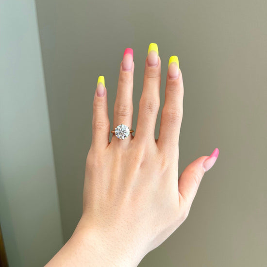 5.0 CT Round Shaped Moissanite Solitaire Engagement Ring 2